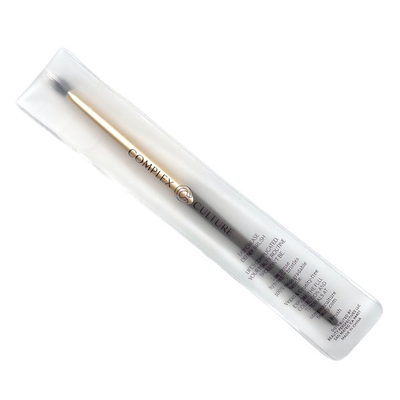 Complex Culture Easy Crease Definer Brush - Picture 1 of 5